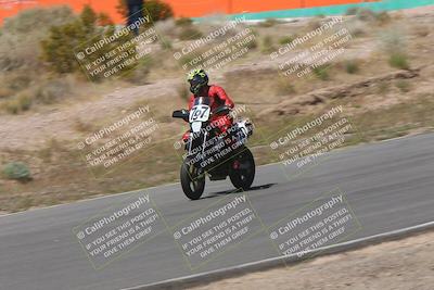 media/Apr-20-2025-AHRMA (Sun) [[393a79c373]]/Race/Group 3/Turn 4b/